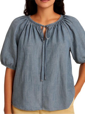 113. NWT WOMENS KYLA SEO S (FIT XL) DETAIL TOP